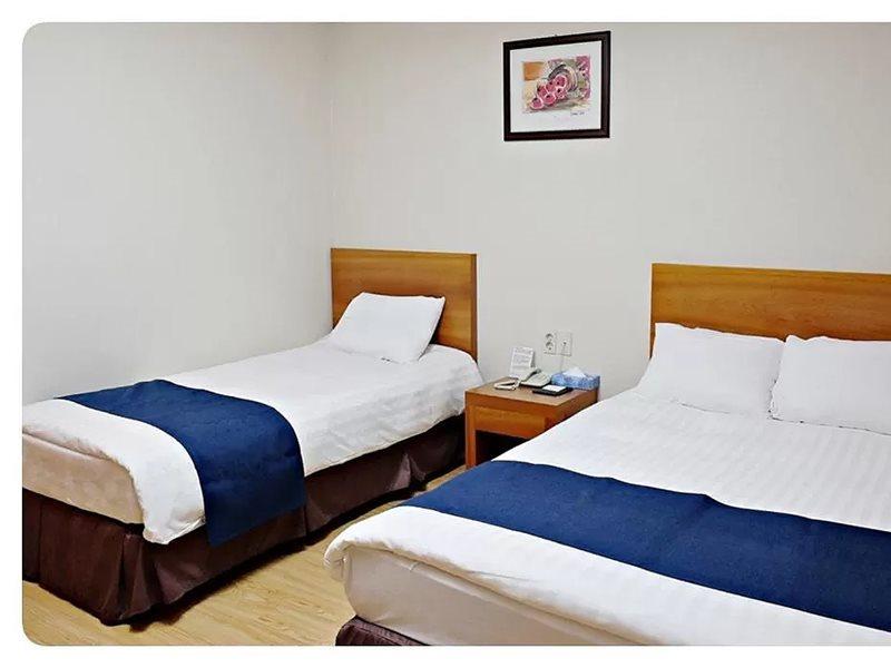 Jeju Parkside Tourist Hotel Zewnętrze zdjęcie