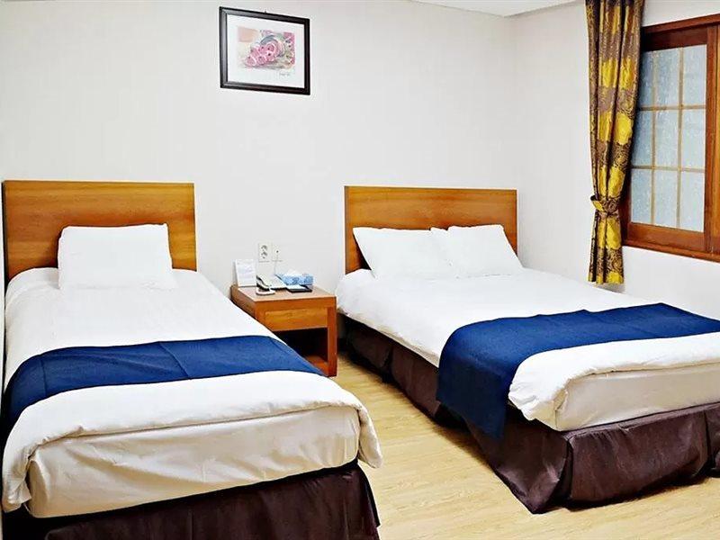 Jeju Parkside Tourist Hotel Zewnętrze zdjęcie