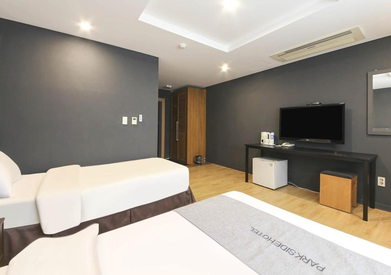 Jeju Parkside Tourist Hotel Zewnętrze zdjęcie